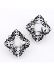 RAT5646 - Aksesoris Anting Geometric Diamond