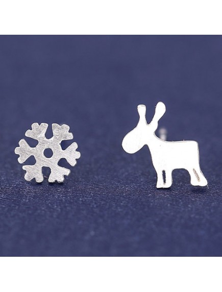 RAT6523 - Aksesoris Anting Fashion Model Snow Deer